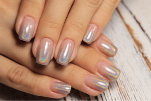 unhas claras em gel