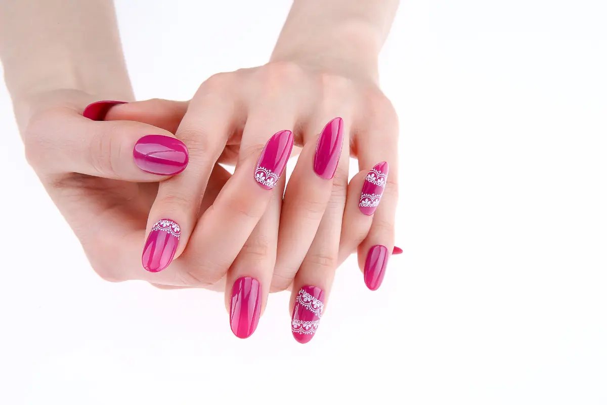 Unhas com Desenhos: Inspirações para Arrasar nas Nail Arts