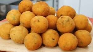 bolinho de batata simples frito