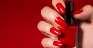 Paleta Perfeita: Descubra as 19 Cores de Esmalte que Complementam o Vermelho do Natal!