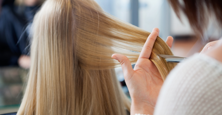 corte de cabelo médio moderno